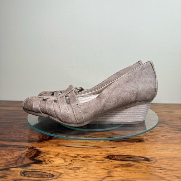 Dr. Scholl's Be Free Wedge Slip On Shoes - Picture 2 of 16